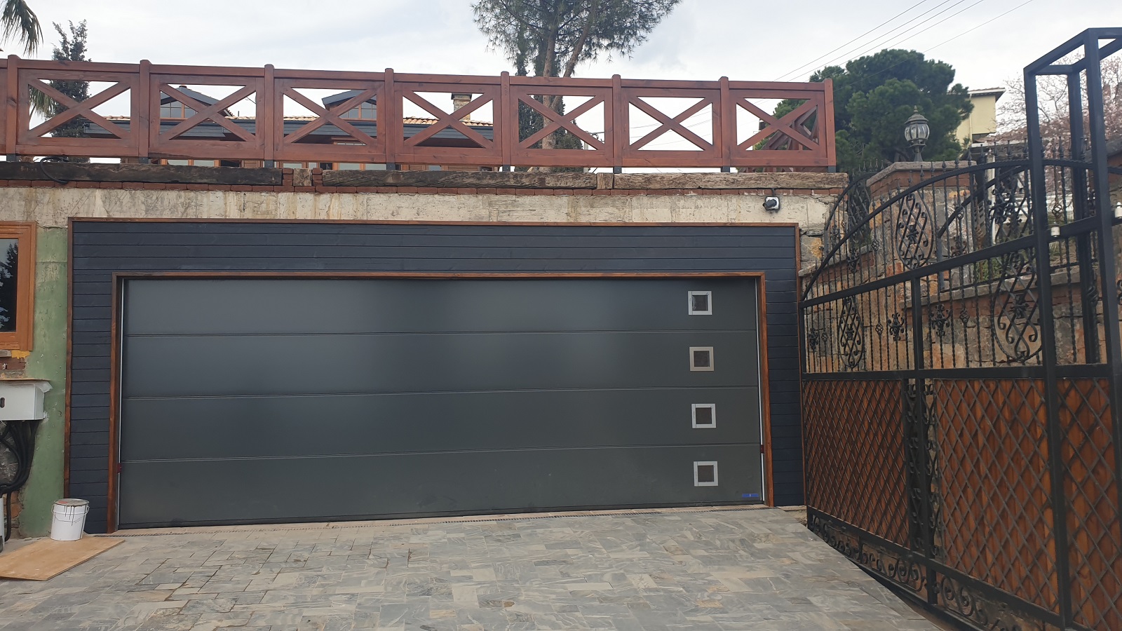 Garaj giriş cephe kaplama